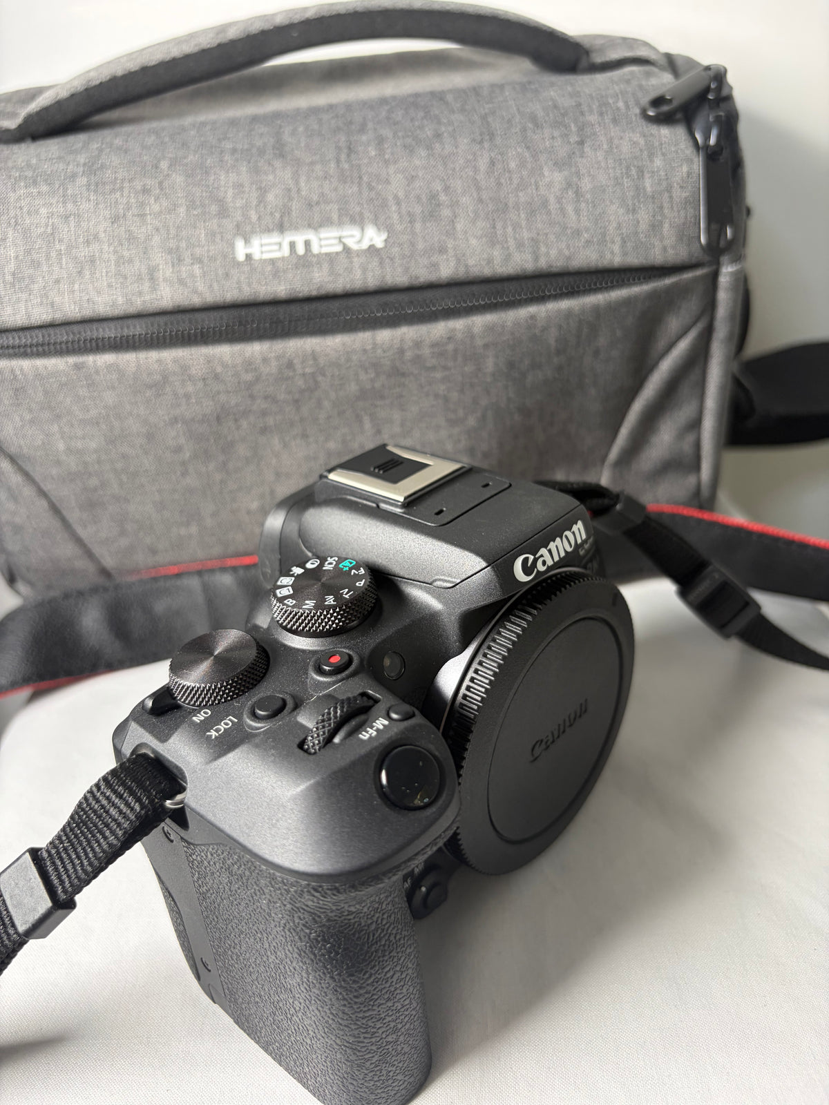 Appareil photo numérique hybride Canon EOS R10(958 déclenchements)
