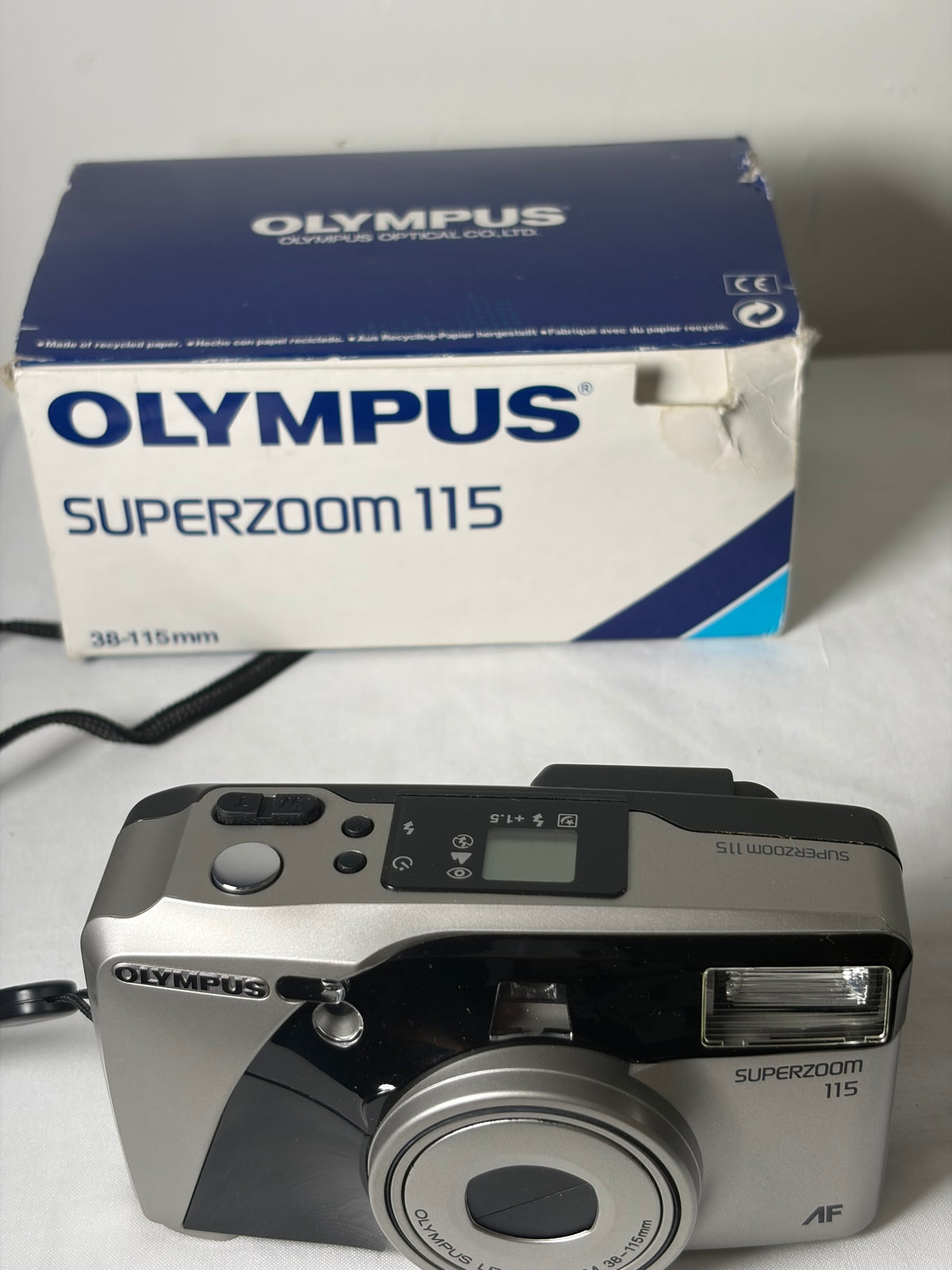 Appareil photo argentique compact Olympus Superzoom 115