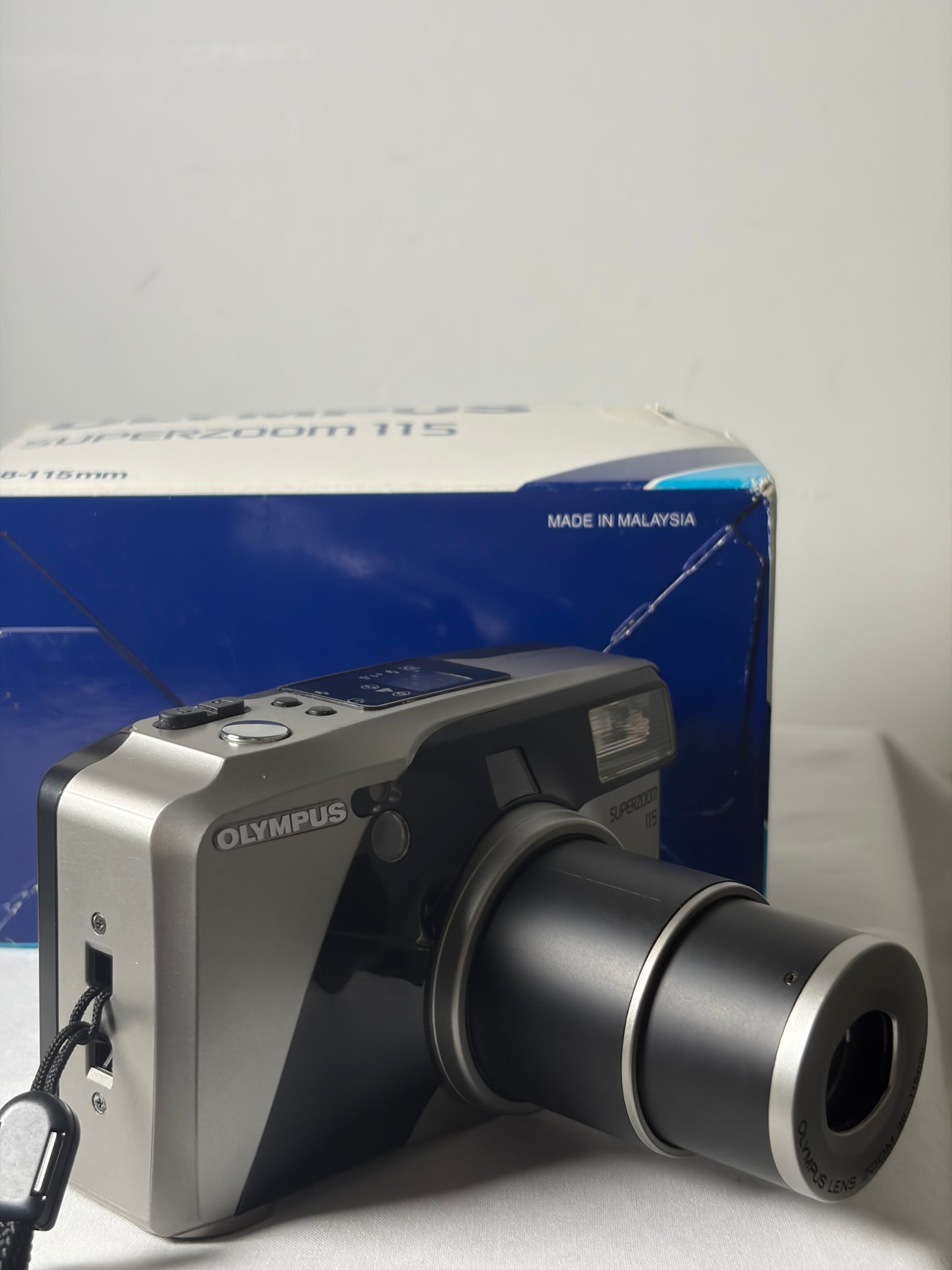Appareil photo argentique compact Olympus Superzoom 115