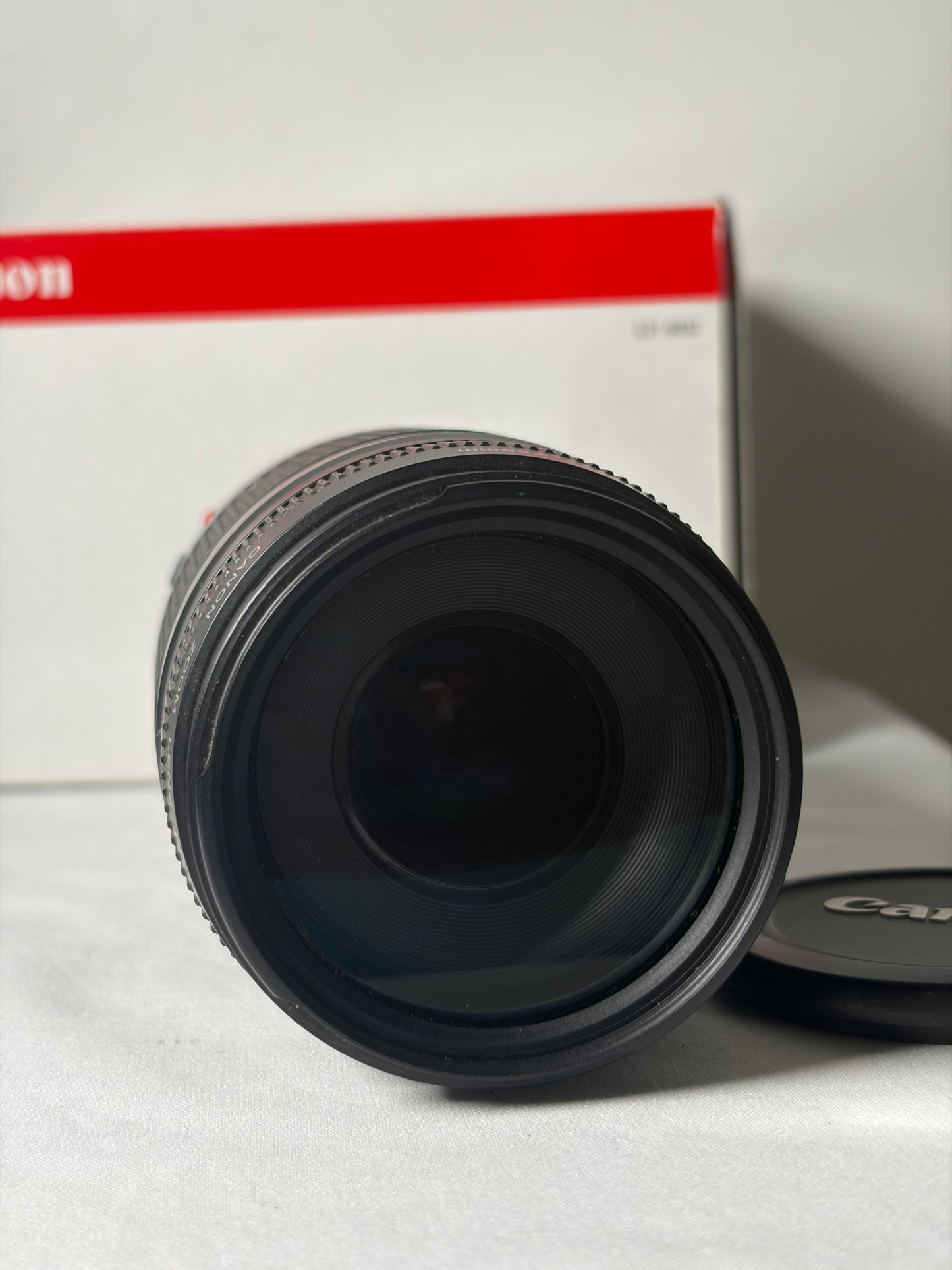 Objectif Canon EF 75-300mm F/4-5.6 III