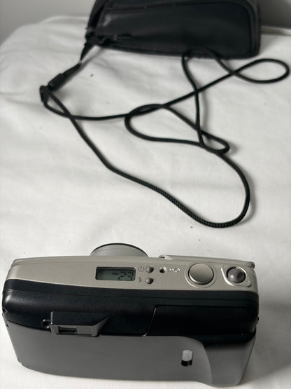 Appareil photo numérique compact Olympus Superzoom 76G