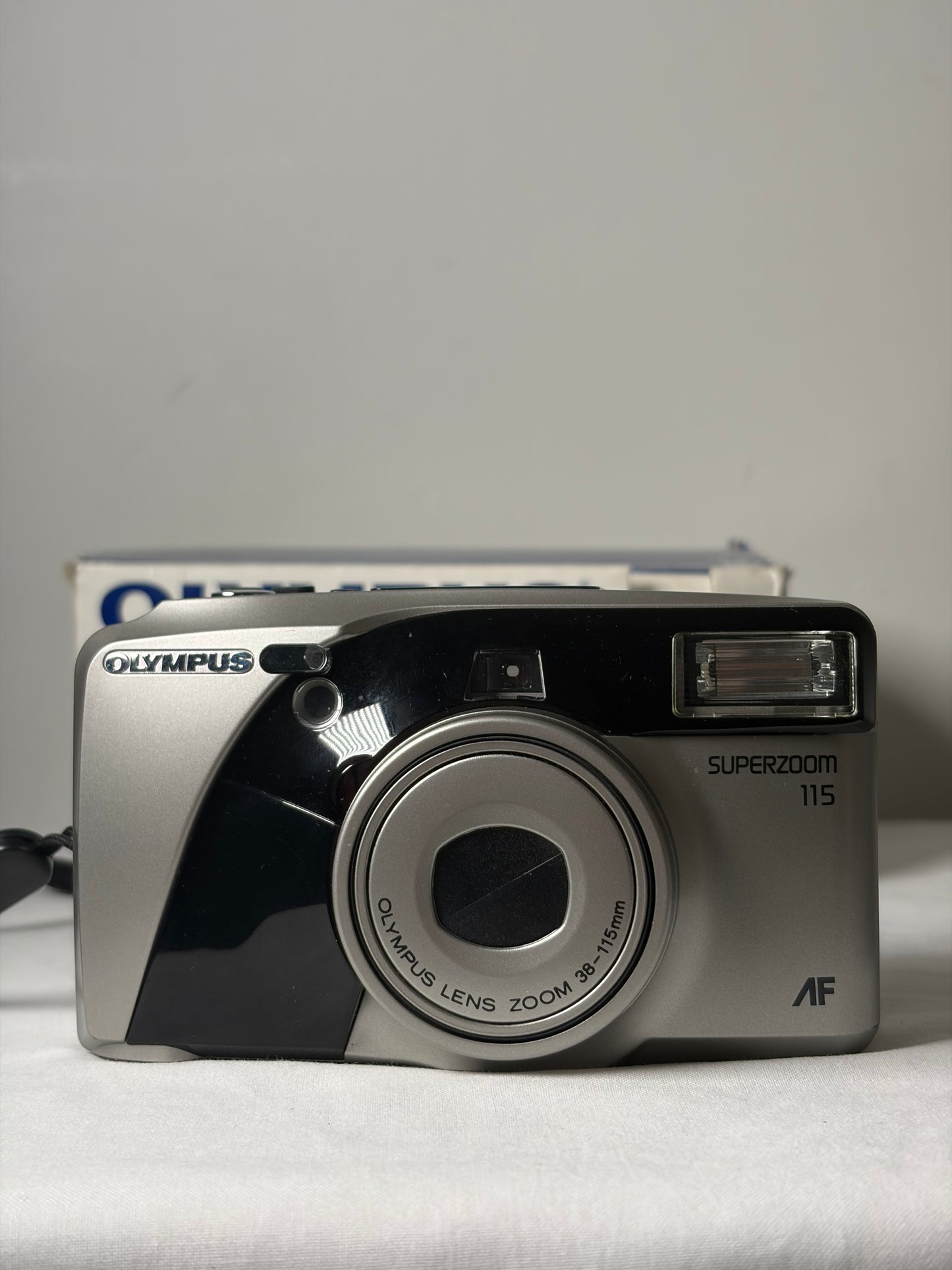 Appareil photo argentique compact Olympus Superzoom 115