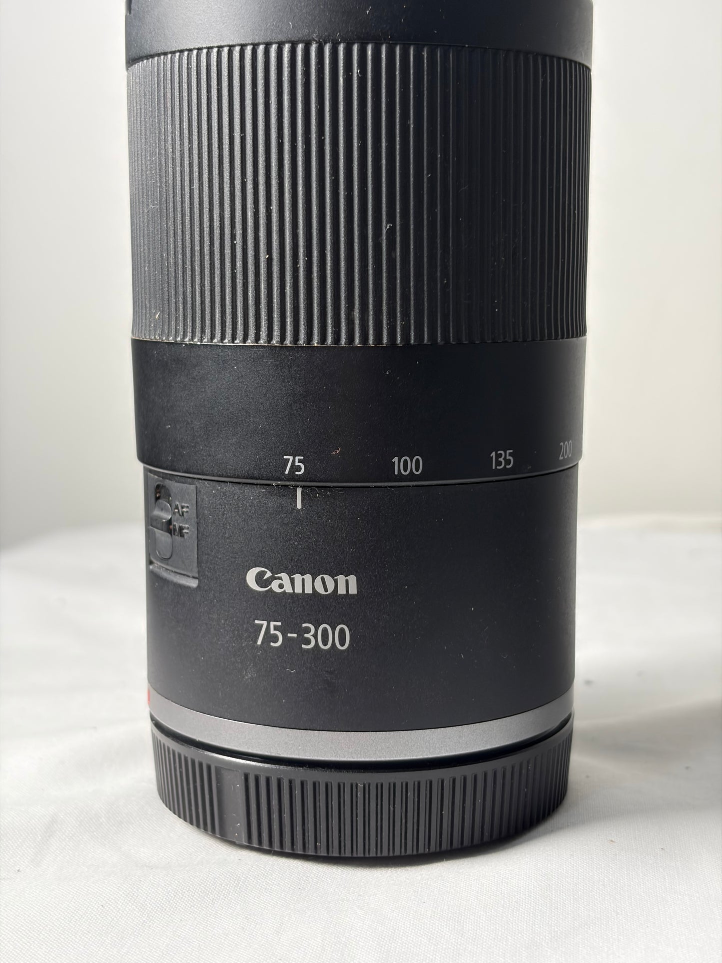 Objectif Canon RF 75-300mm F4-5.6