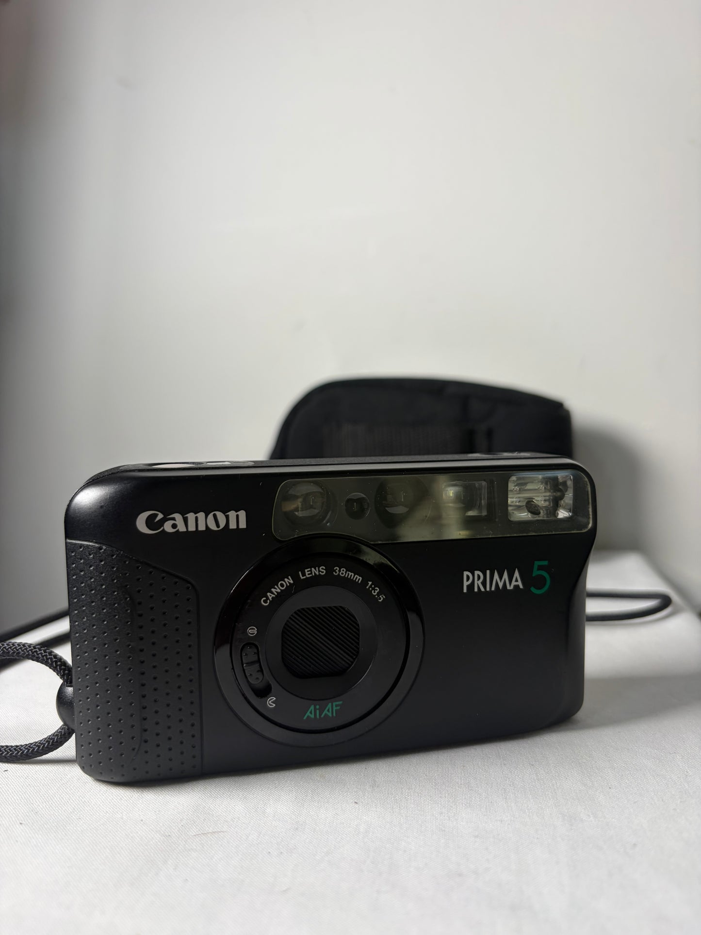 Appareil photo argentique compact Canon Prima 5